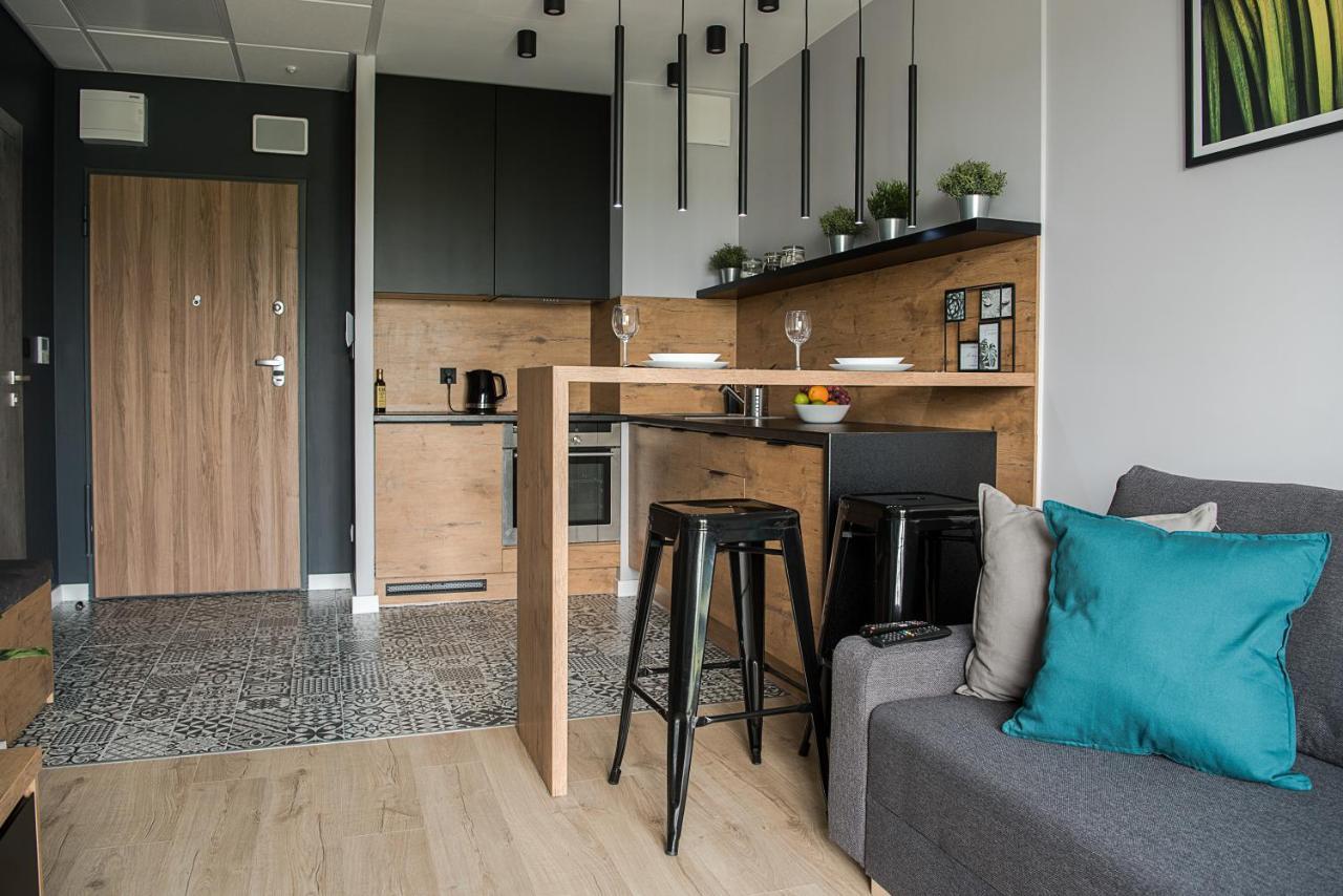 Wola Loft Apartment وارسو المظهر الخارجي الصورة