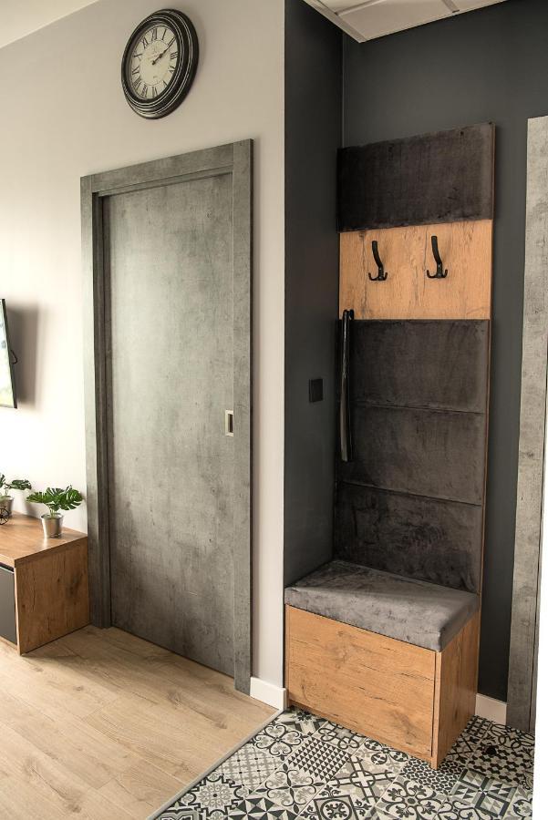 Wola Loft Apartment وارسو المظهر الخارجي الصورة