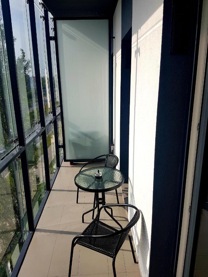 Wola Loft Apartment وارسو المظهر الخارجي الصورة